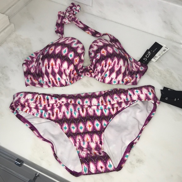 Kenneth Cole Other - Swim suit Kenneth Cole 34D top Small bottom